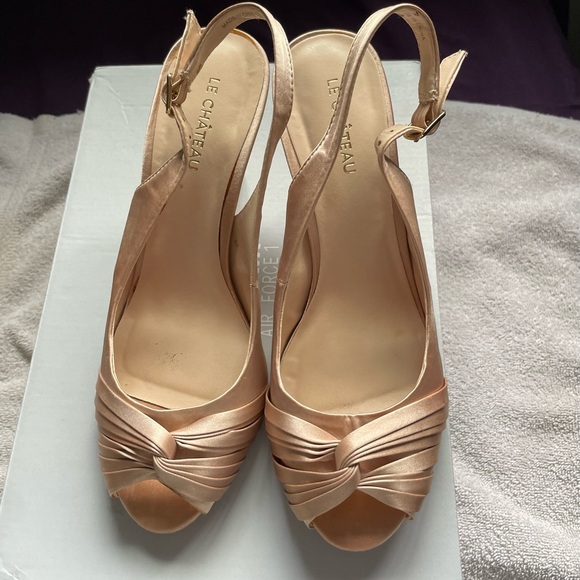 LA CHATEAU HIGH HEELS SIZE 7 WOMEN’S - Picture 3 of 16